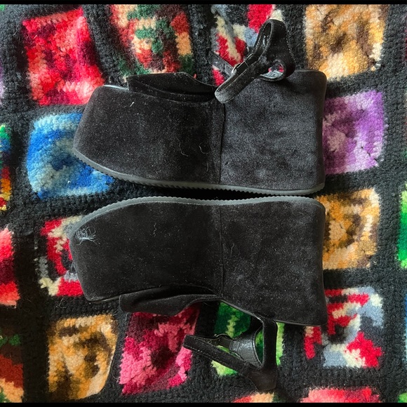 Velvet UNIF Hex Mega Platforms DISCONTINUED - Picture 2 of 3